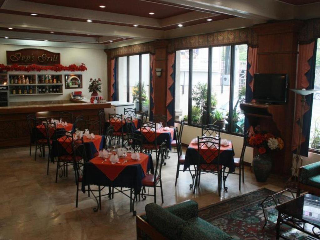 Hotel Supreme Багио Экстерьер фото