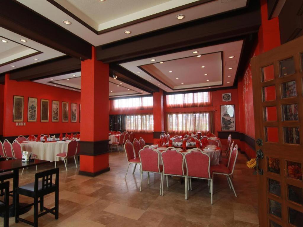 Hotel Supreme Багио Экстерьер фото