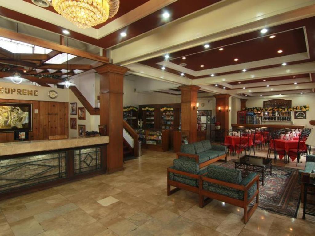 Hotel Supreme Багио Экстерьер фото