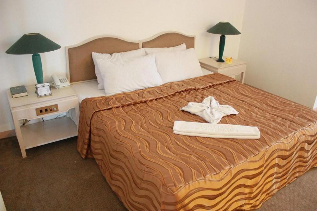 Hotel Supreme Багио Экстерьер фото