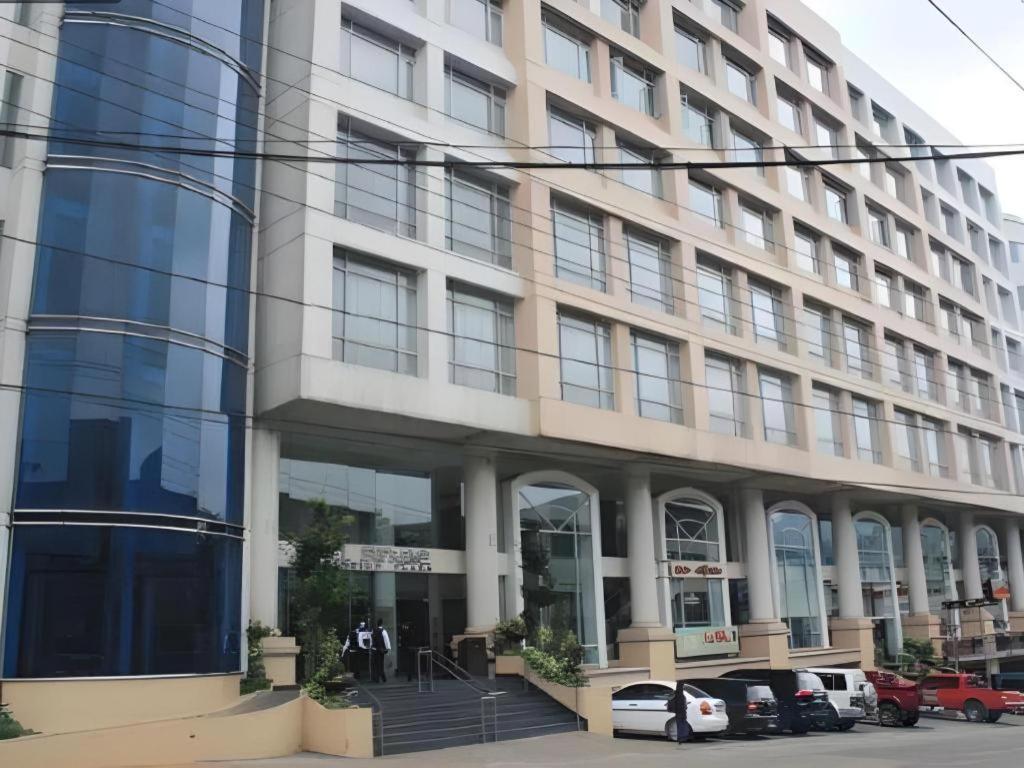 Hotel Supreme Багио Экстерьер фото