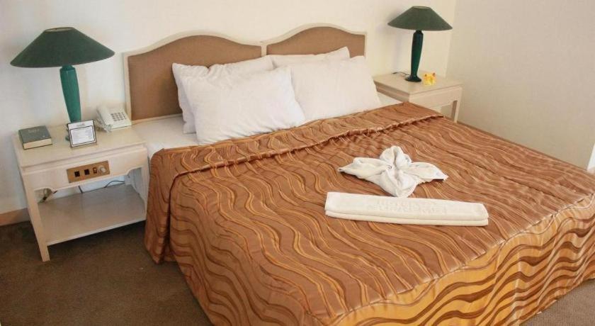 Hotel Supreme Багио Экстерьер фото